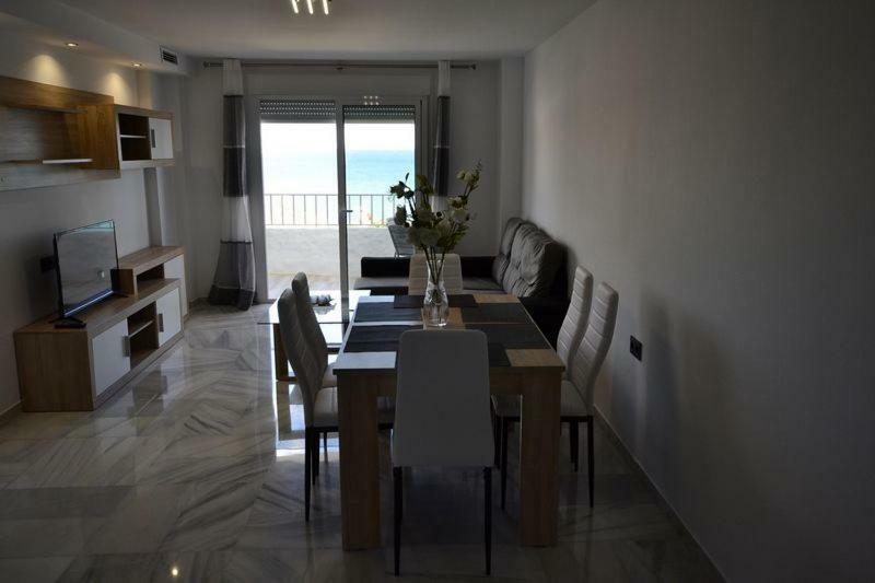 Apartamento Arena Beach Estepona Exterior foto